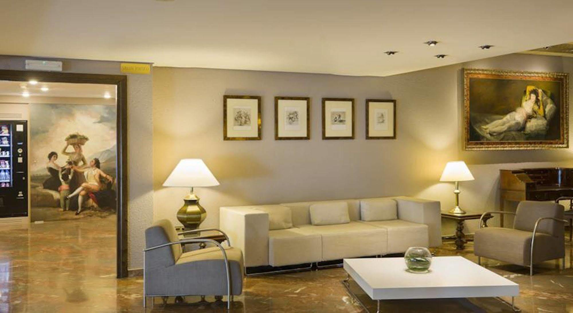 Hotel Goya Zaragoza Interior photo